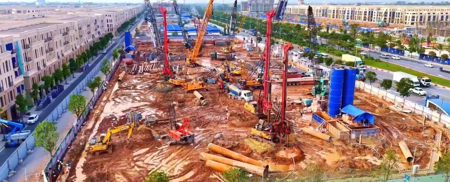 Tiến độ xây dựng tháng 12 năm 2025 Lumiere Essence Peak Cổ Loa